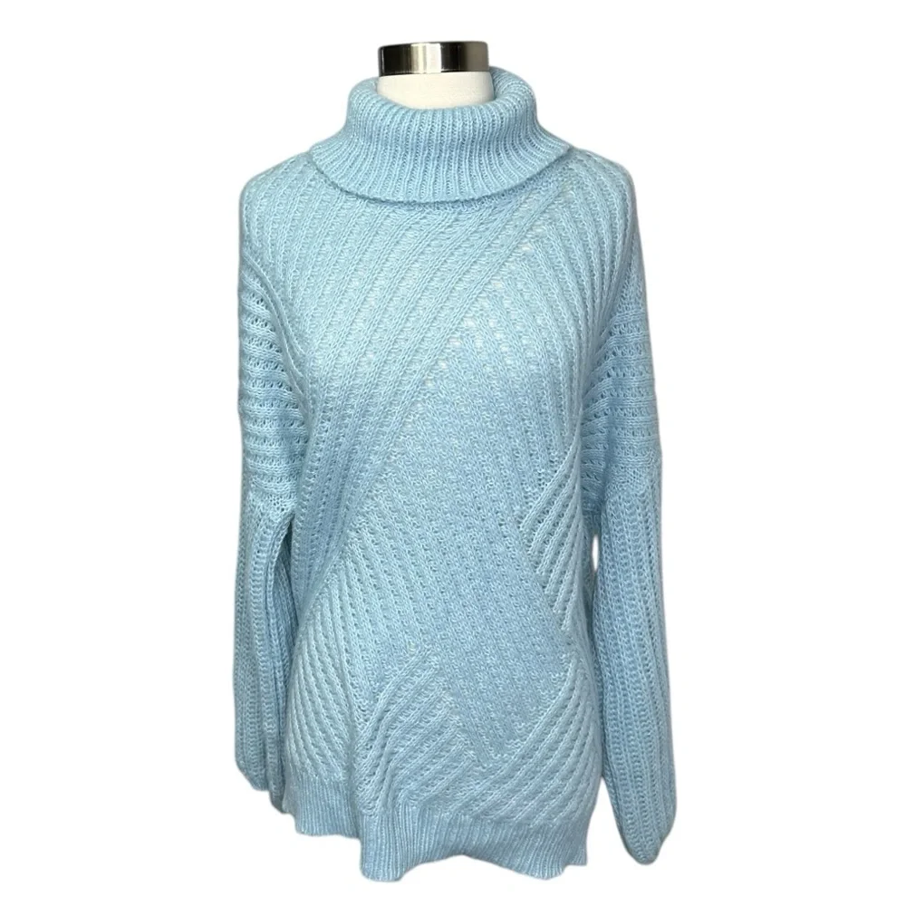 LINE & DOT Bea Oversized Turtleneck Crochet Style Knit in Light Blue Medium New - Picture 4 of 13